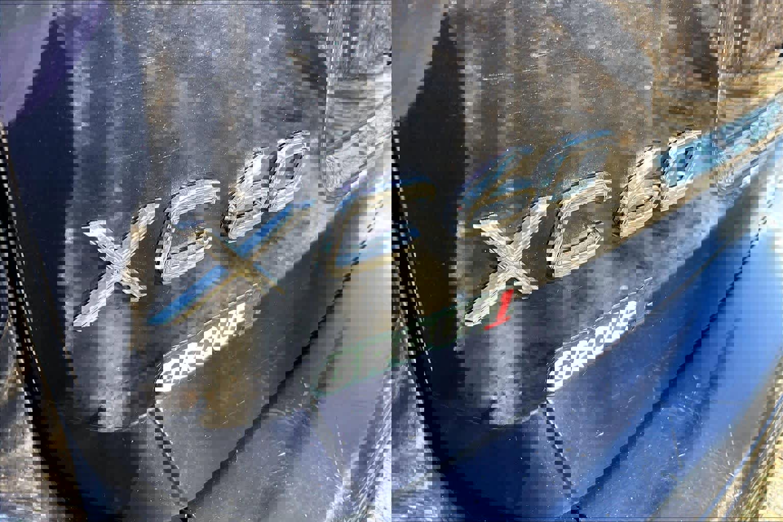 Used 2017 Volvo XC60 T6 Inscription w/ Climate Package image 10