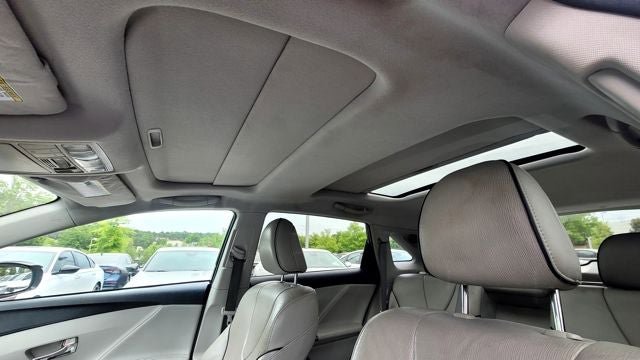 Used 2010 Toyota Venza AWD image 9