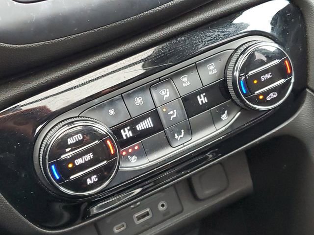 Used 2020 Buick Encore GX Essence w/ Experience Buick Package image 20