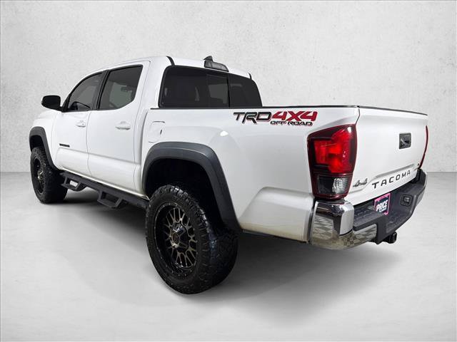 Used 2019 Toyota Tacoma TRD Off-Road AWD/4WD image 5