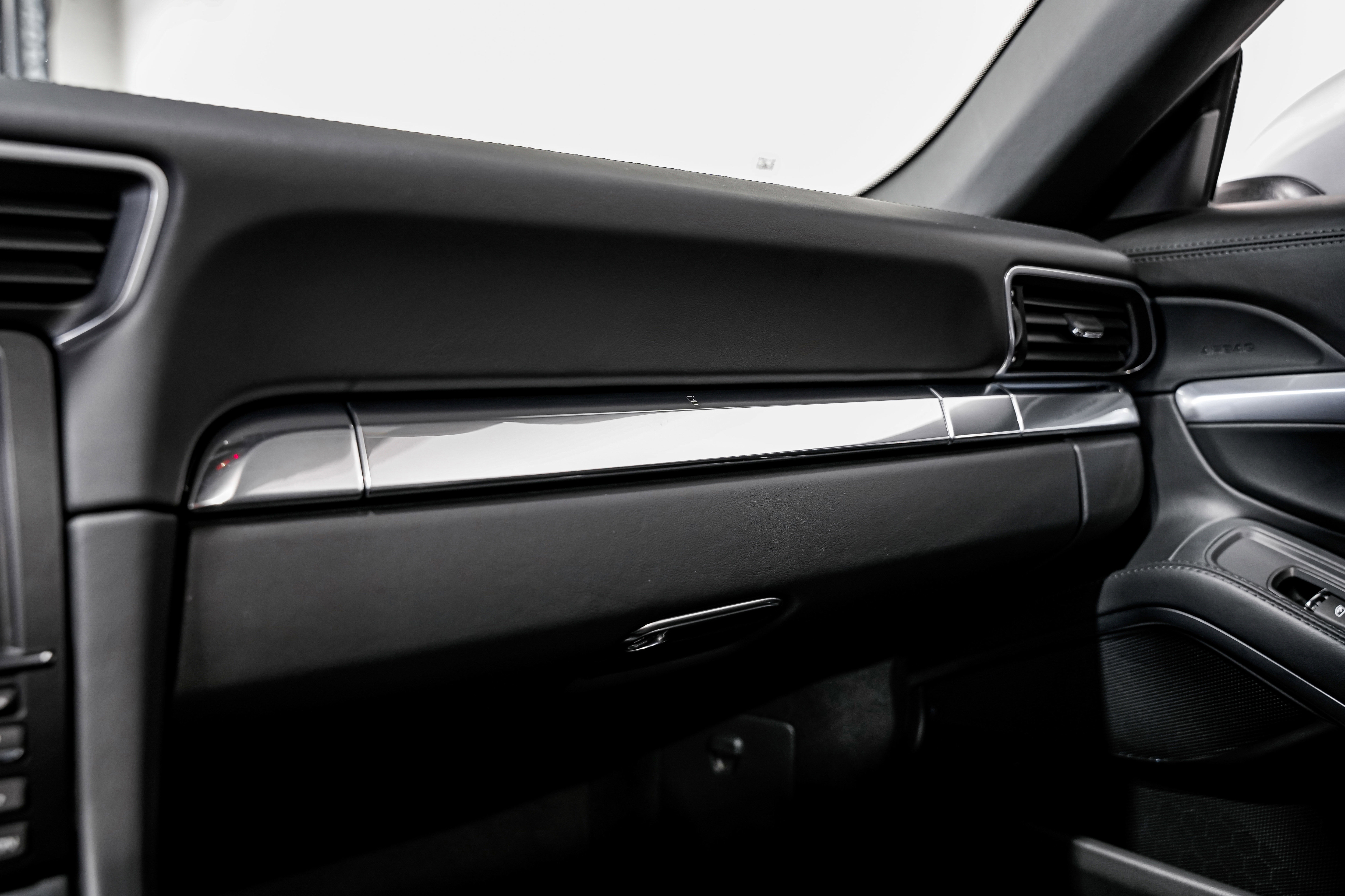 Used 2014 Porsche 911 Targa 4S image 17