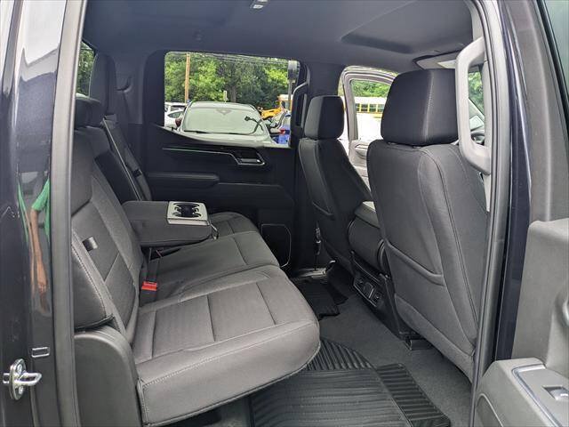 Used 2024 GMC Sierra 1500 Elevation AWD/4WD image 16