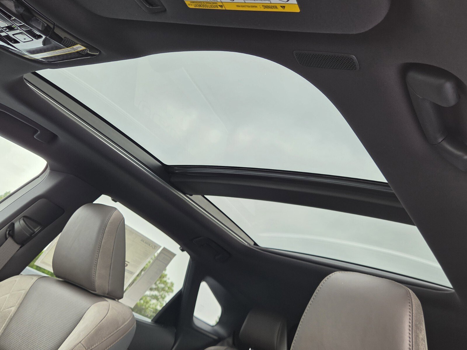 New 2026 Lexus RX 450h AWD w/ Convenience Package image 34
