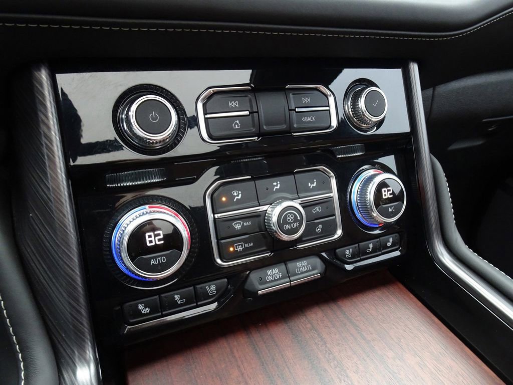 Used 2023 GMC Yukon Denali Ultimate w/ LPO, Floor Liner Package image 22