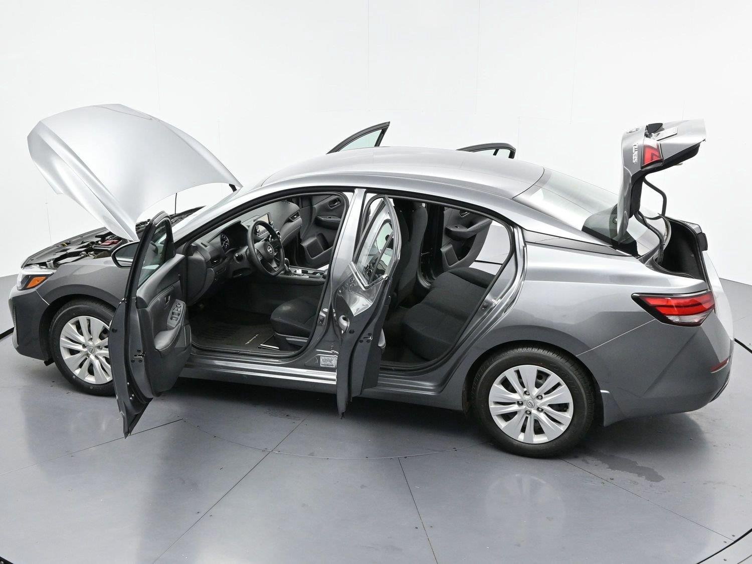 Used 2024 Nissan Sentra S FWD image 39