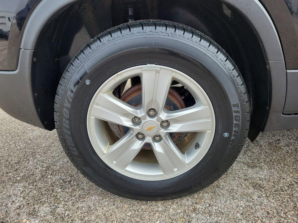Certified 2020 Chevrolet Trax LS w/ Tint and Cruise Package image 5