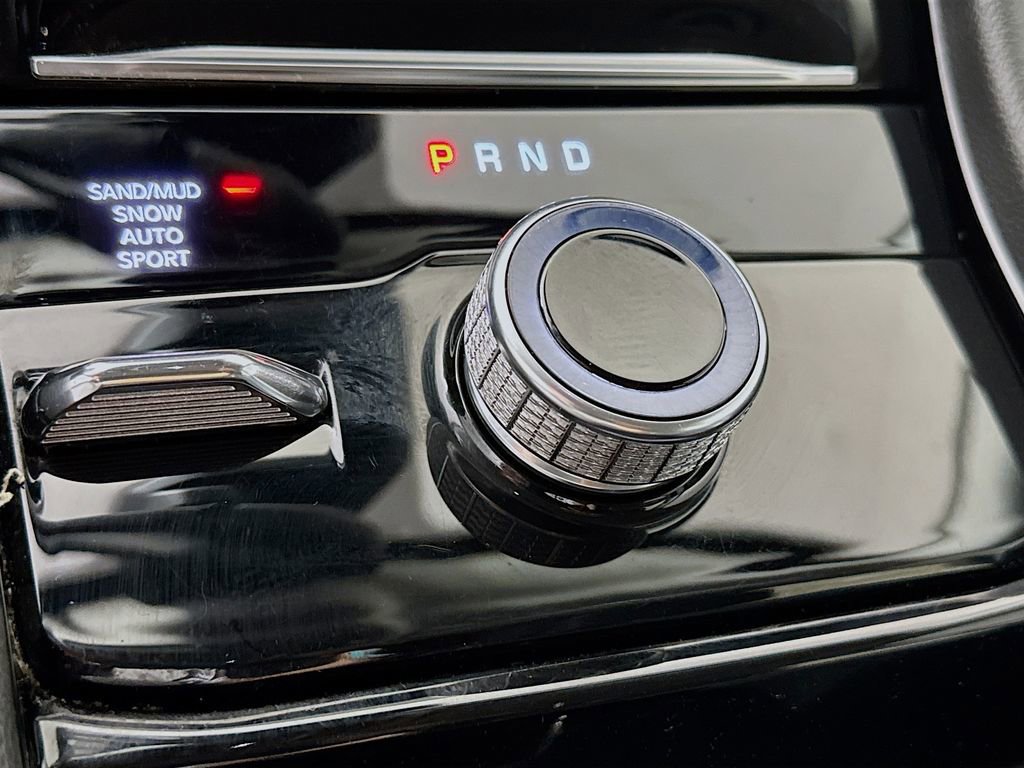 Used 2022 Jeep Grand Cherokee L Limited image 21