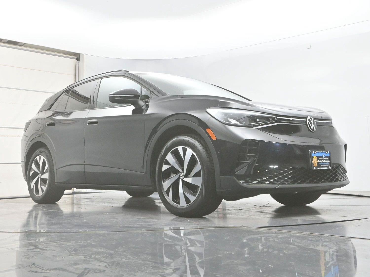 Certified 2024 Volkswagen ID.4 2WD image 32