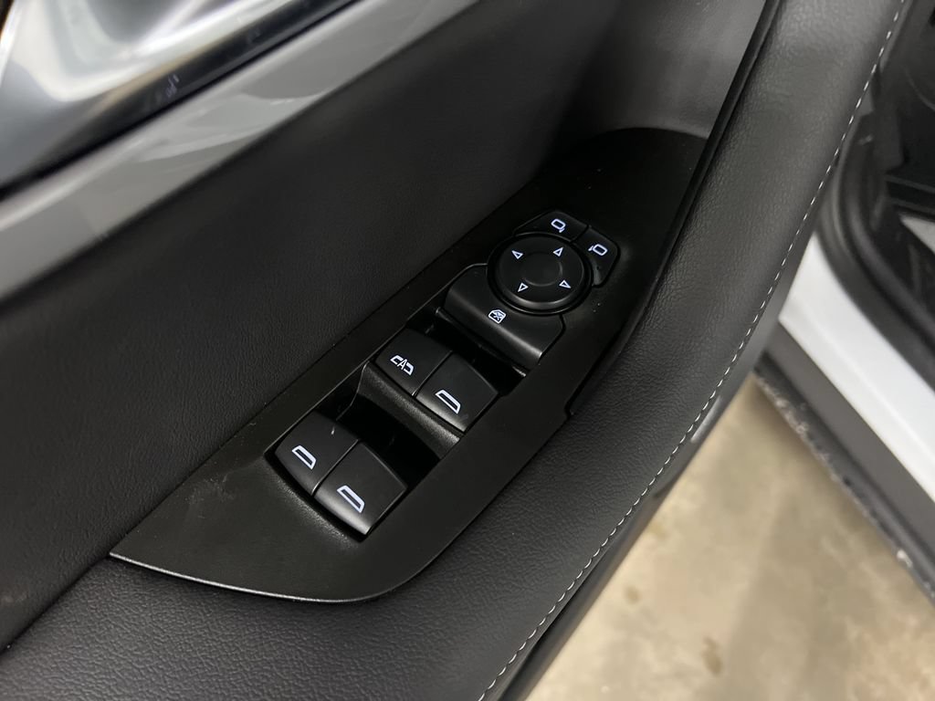 New 2026 Chevrolet Blazer LT w/ Sound & Technology Package AWD/4WD image 15
