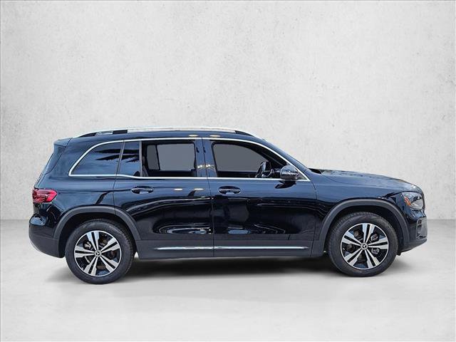 Used 2025 Mercedes-Benz GLB 250 image 4