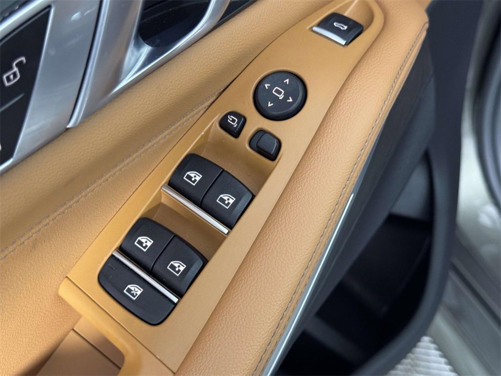 Used 2022 BMW X5 xDrive40i w/ M Sport Package image 18