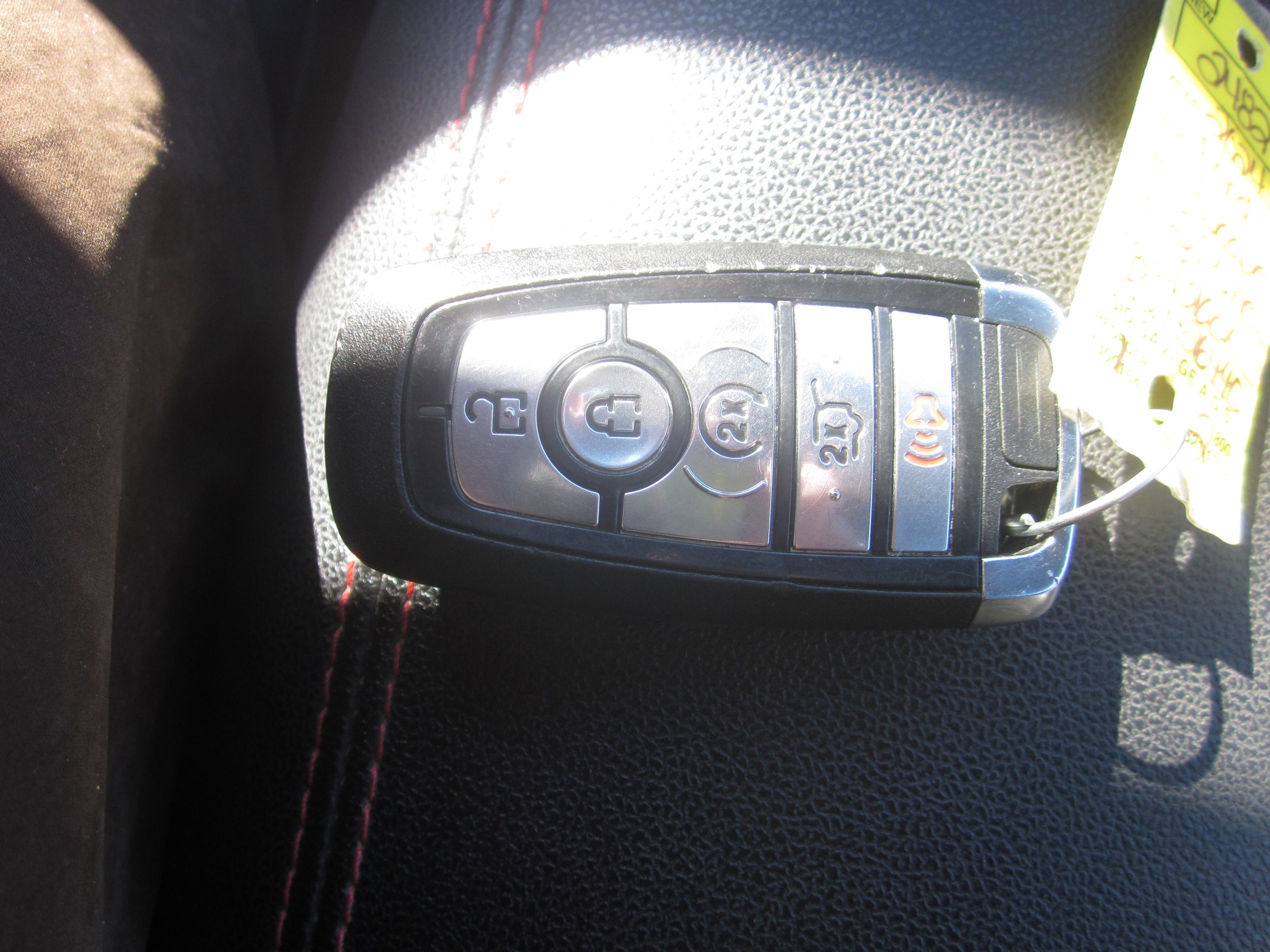 Used 2024 Ford Escape ST-Line image 15