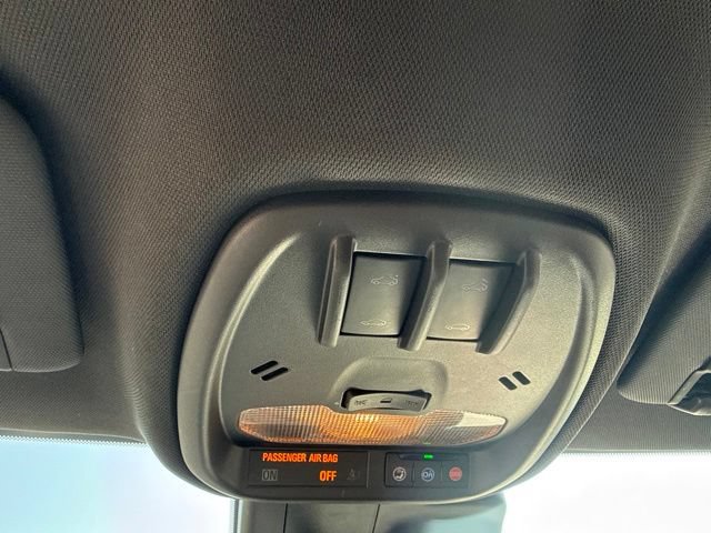 Used 2024 Chevrolet Trax RS w/ Sunroof Package FWD image 31