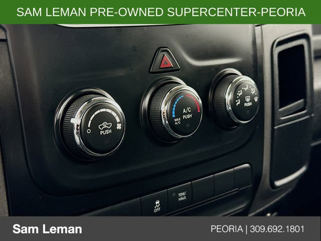 Used 2018 RAM 1500 Express w/ Express Value Package AWD/4WD image 15