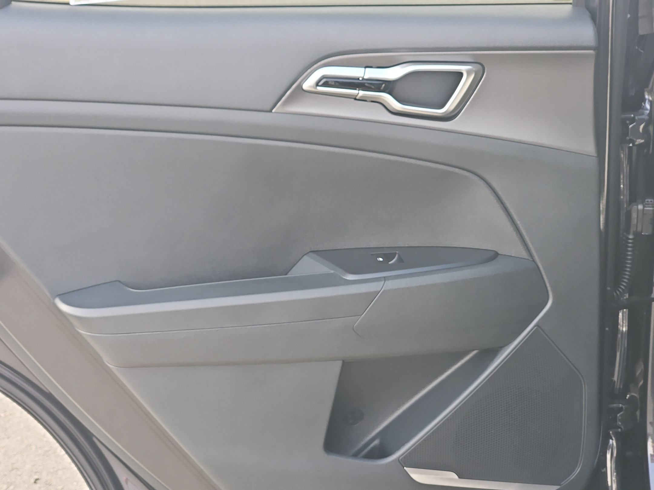 New 2026 Kia Sportage LX FWD image 28