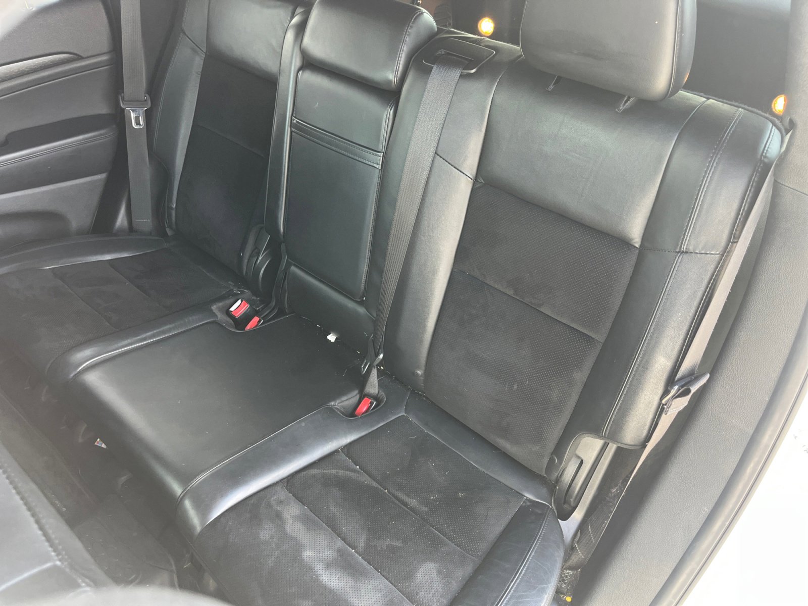 Used 2017 Jeep Grand Cherokee Altitude image 17