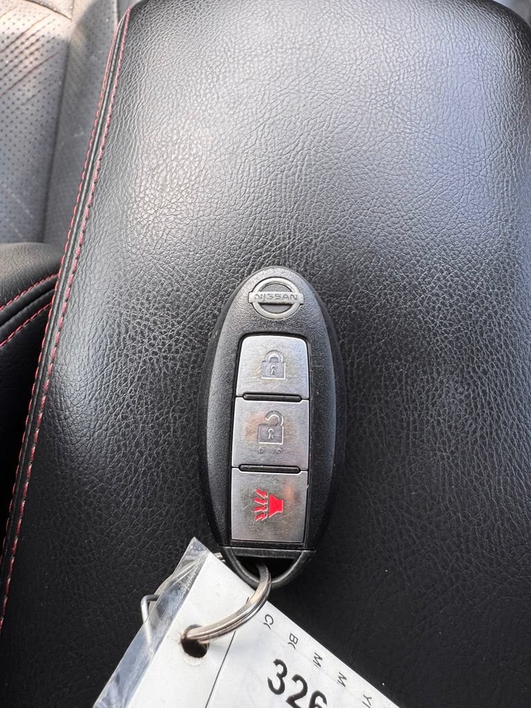 Used 2012 Nissan Rogue SL FWD image 30