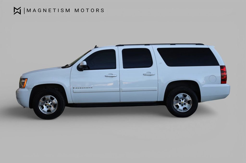 Used 2008 Chevrolet Suburban LT w/ LT Preferred Equipment Group image 3