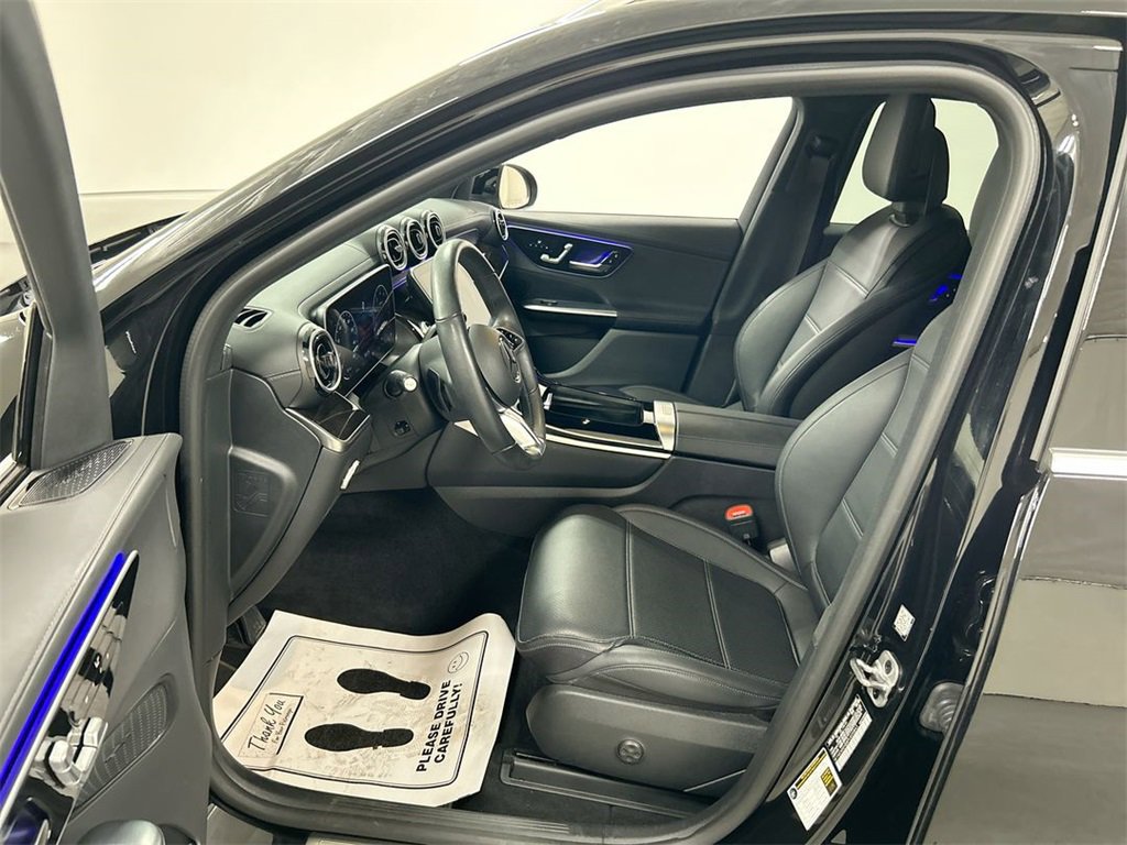Used 2023 Mercedes-Benz GLC 300 4MATIC image 9