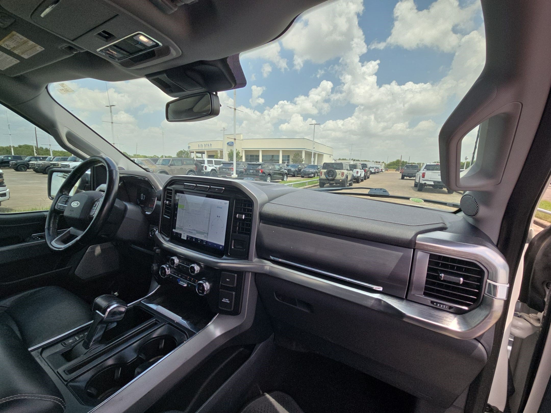 Used 2021 Ford F150 Lariat w/ Equipment Group 502A High AWD/4WD image 33