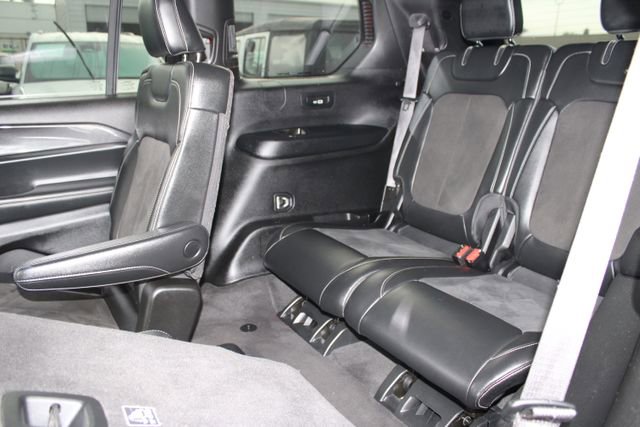 Used 2021 Jeep Grand Cherokee L Laredo image 41