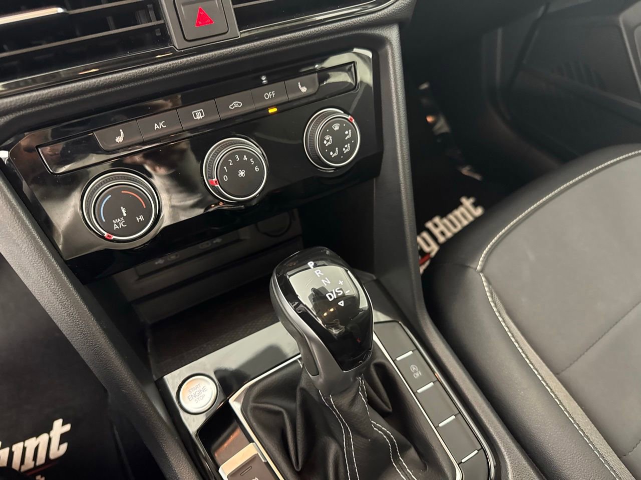 Used 2023 Volkswagen Taos SE image 18