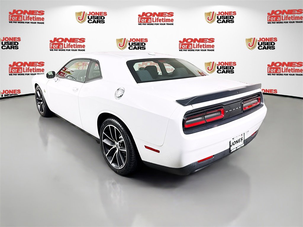 Used 2017 Dodge Challenger R/T Scat Pack image 2