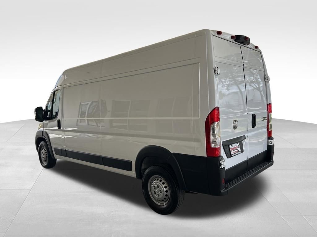 Used 2025 RAM ProMaster 2500 w/ Convenience Group FWD image 4