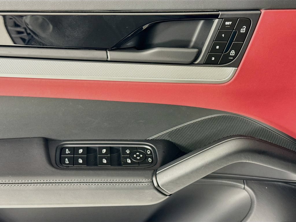 New 2026 Porsche Cayenne S AWD/4WD image 11