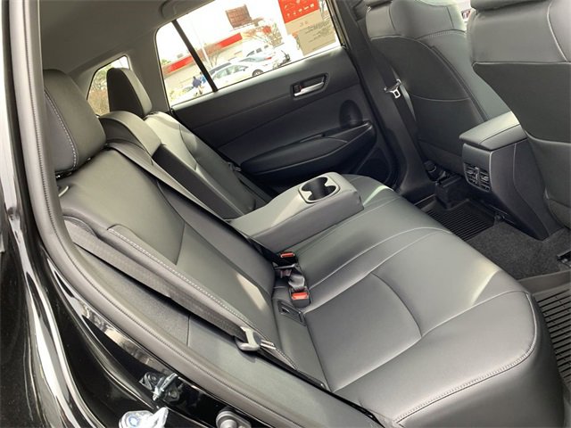 Used 2026 Toyota Corolla Cross XLE image 12
