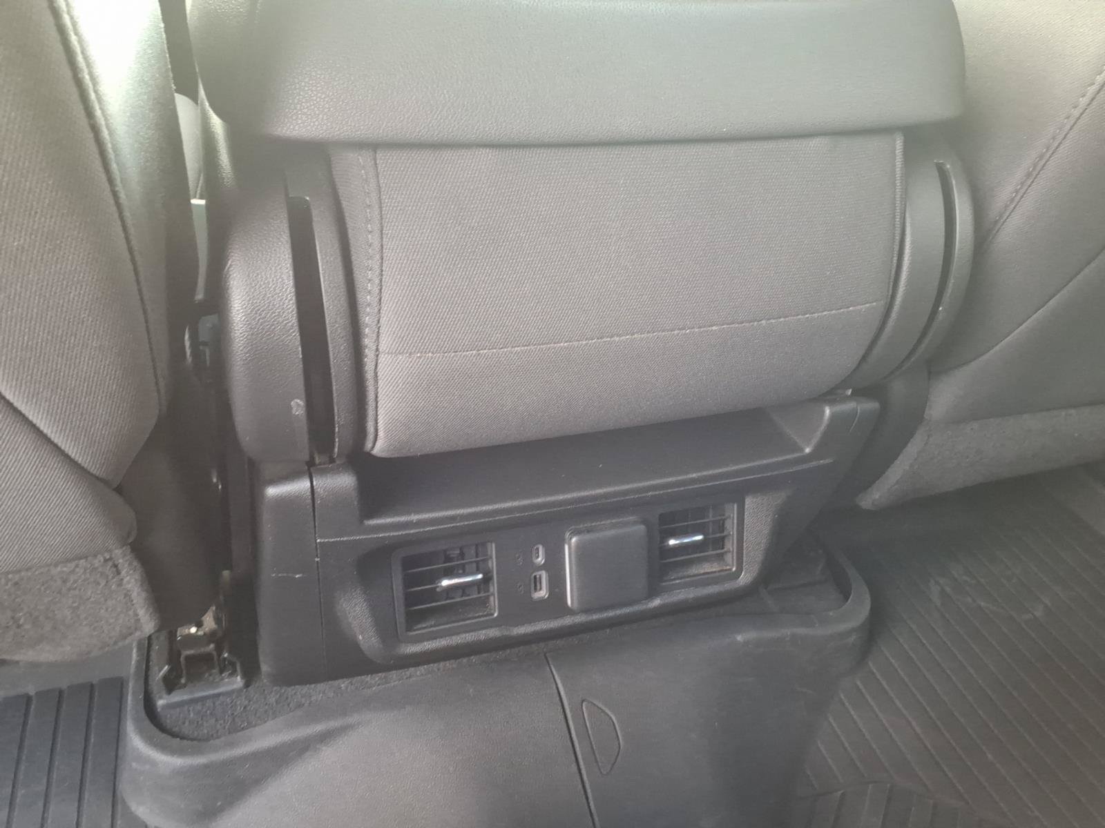 Used 2023 Chevrolet Silverado 1500 LT AWD/4WD image 11