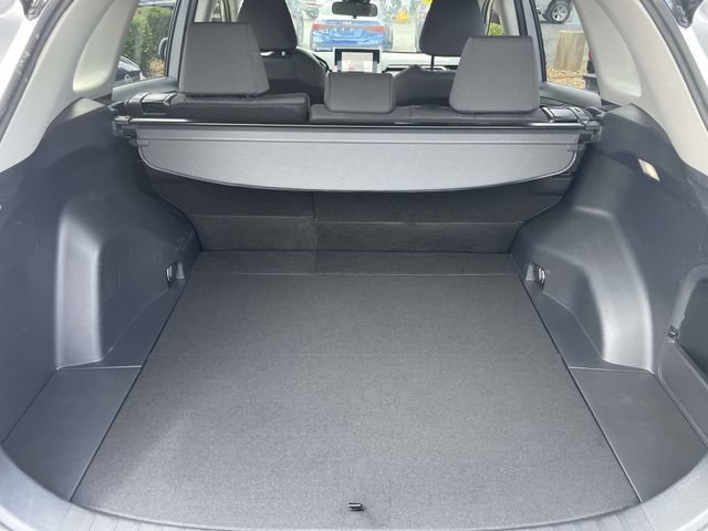 Used 2025 Toyota RAV4 XLE AWD/4WD image 9