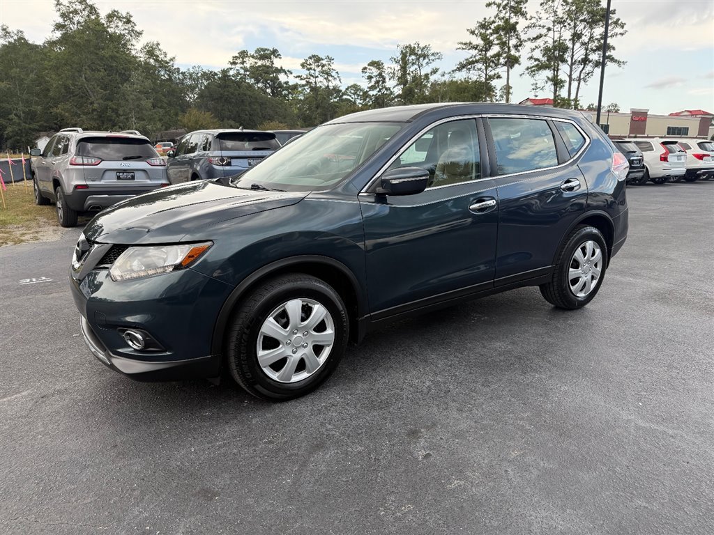 Used 2015 Nissan Rogue S image 6