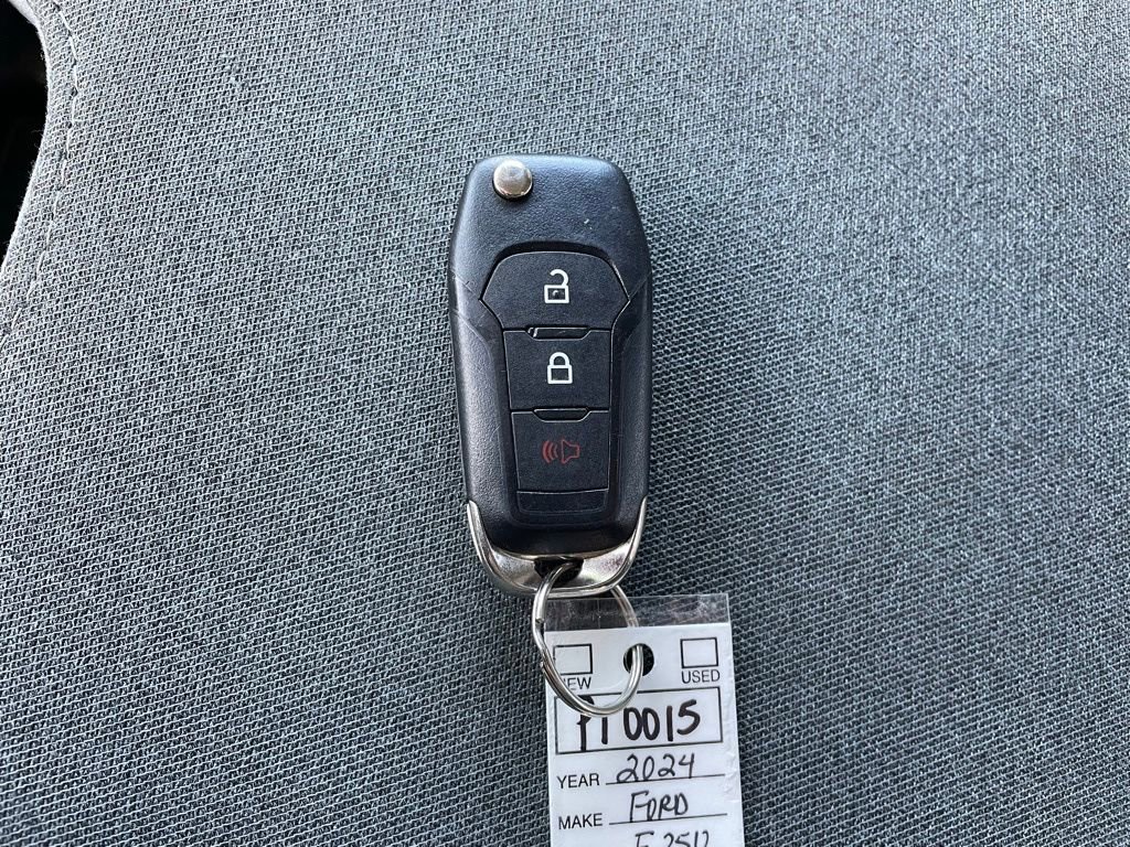 Used 2024 Ford F250 XLT image 27