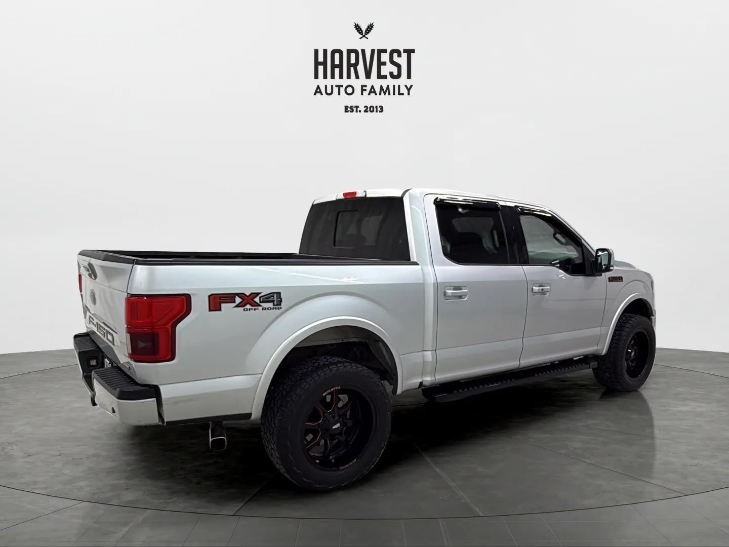 Used 2018 Ford F150 Lariat w/ Equipment Group 502A Luxury AWD/4WD image 6
