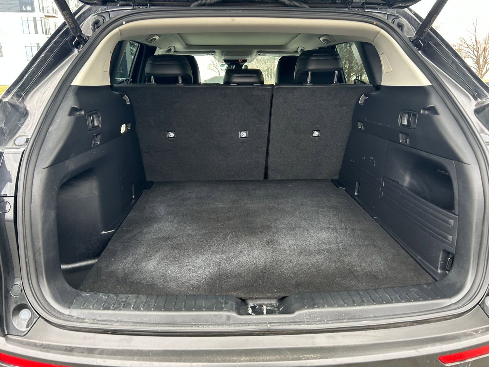 Used 2025 MAZDA CX-50 2.5 Hybrid w/ Premium Plus Pkg image 32