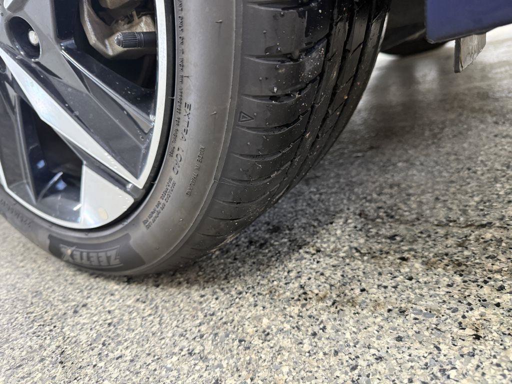 Used 2023 Hyundai Elantra SEL w/ Convenience Package image 28