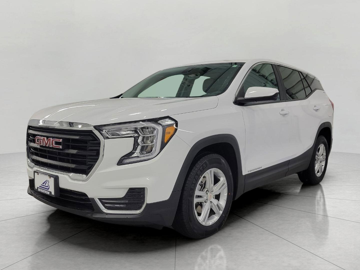 Used 2024 GMC Terrain SLE image 12