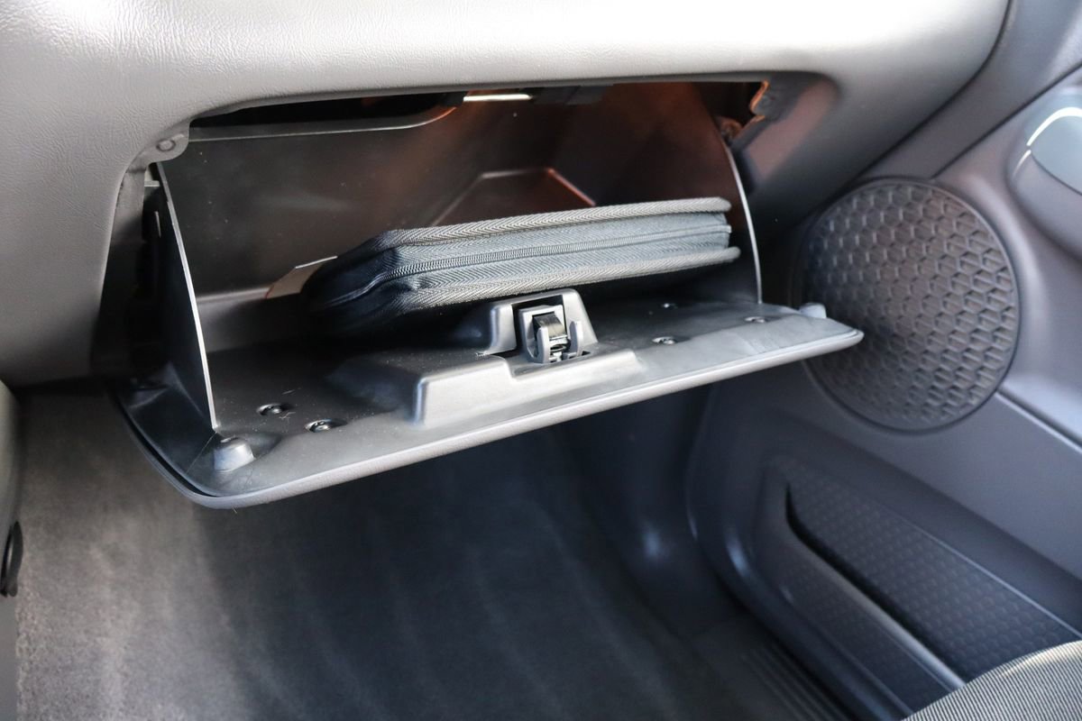 Used 2001 Ford Explorer Sport image 32