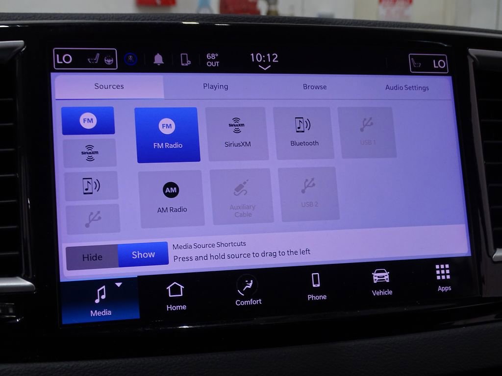 Used 2024 Chrysler Pacifica Touring-L image 34