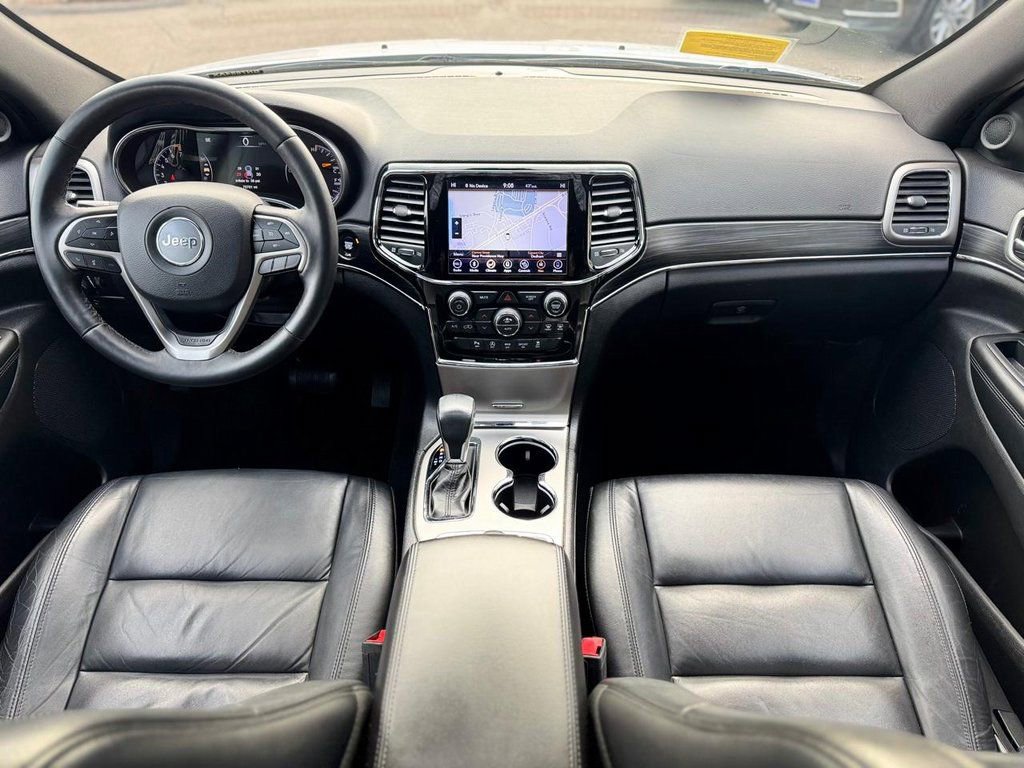 Used 2019 Jeep Grand Cherokee Limited image 12