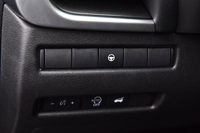 Certified 2025 Nissan Rogue SV image 11