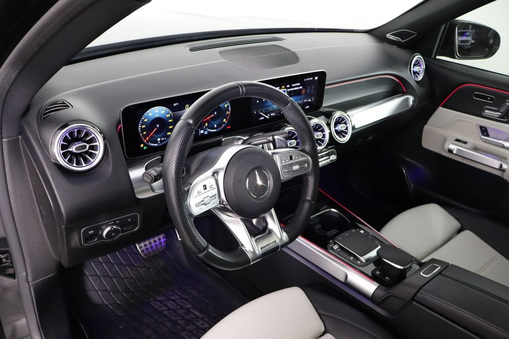 Used 2021 Mercedes-Benz GLB 35 AMG 4MATIC image 27