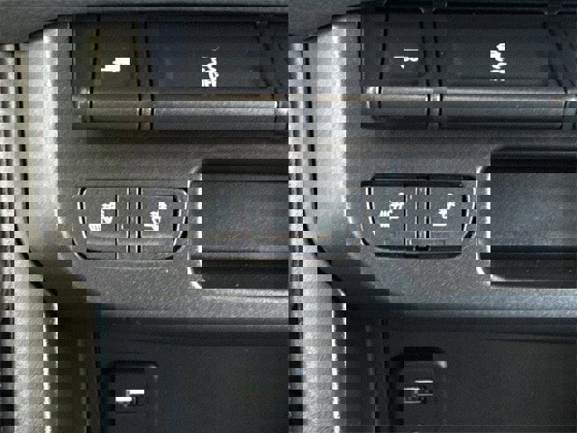 Used 2018 Chevrolet Colorado Z71 image 22