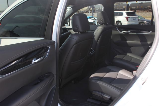 Used 2021 Cadillac XT6 Premium Luxury image 23