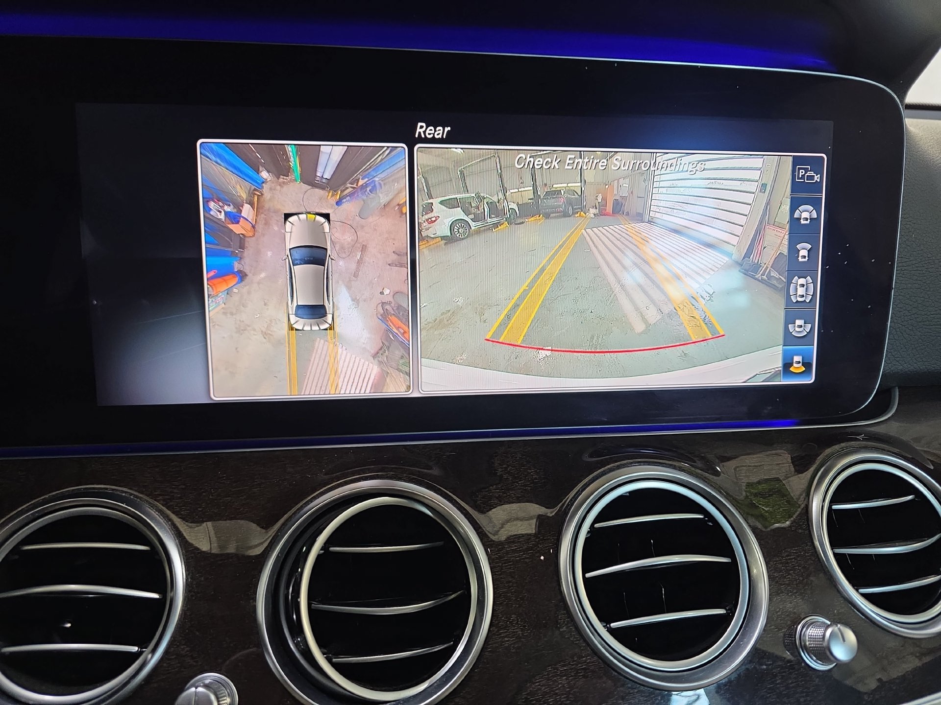 Used 2020 Mercedes-Benz E 350 4MATIC Sedan image 23