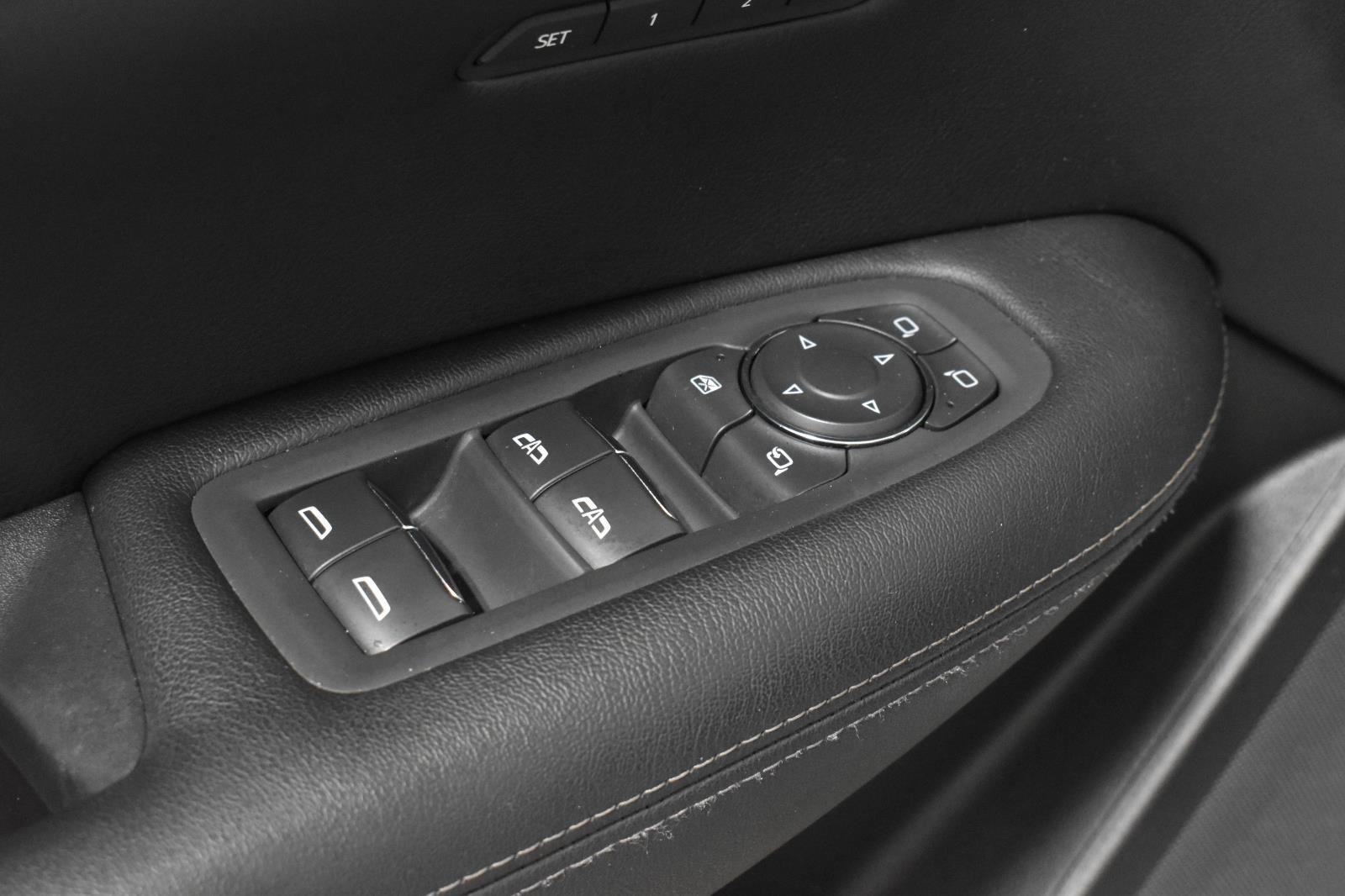 Certified 2022 Cadillac XT5 Premium Luxury w/ LPO, Floor Liner Package image 11