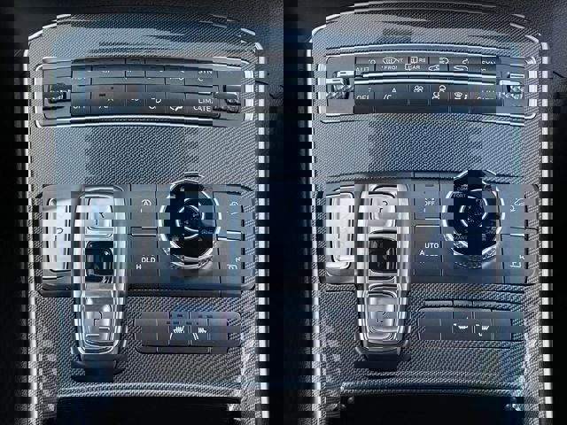 Used 2021 Hyundai Santa Fe SEL w/ Convenience Package image 24