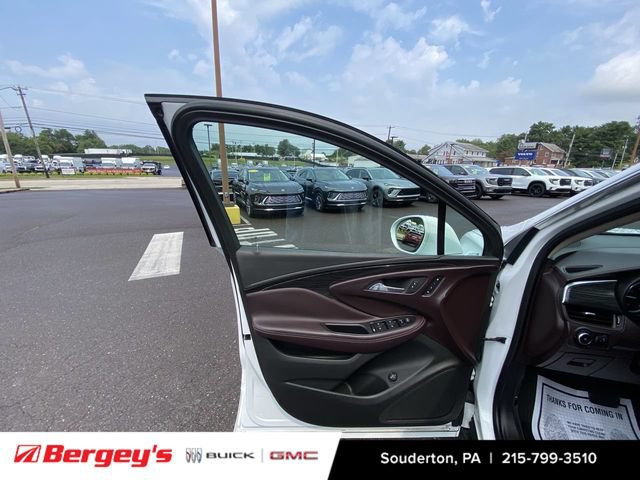 Used 2017 Buick Envision Essence AWD/4WD image 26