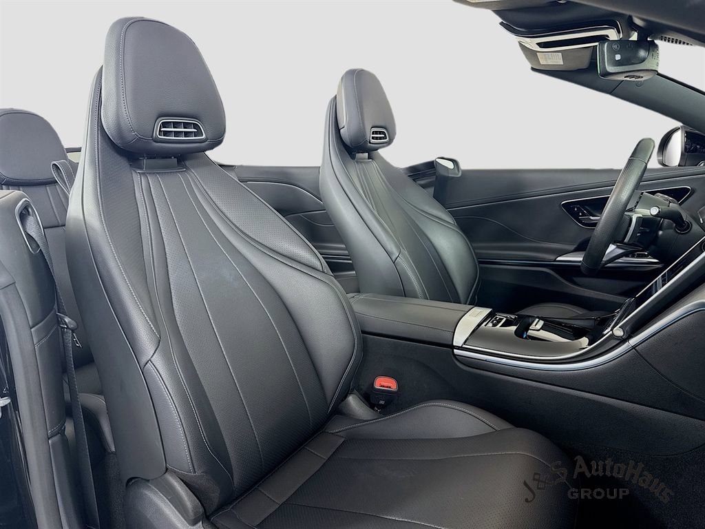 Used 2024 Mercedes-Benz CLE 300 4MATIC Cabriolet w/ Night Package image 35